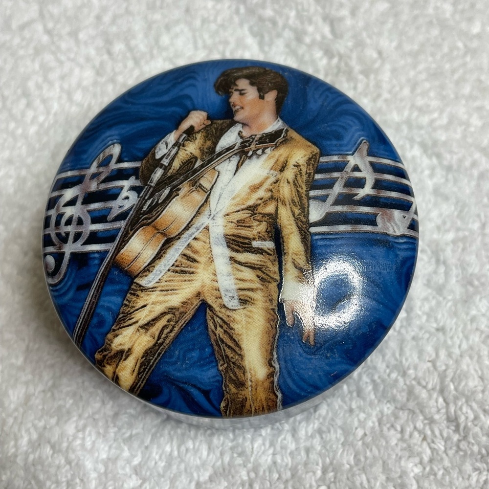 Musical Themed Blue and Gold Decorative Accent